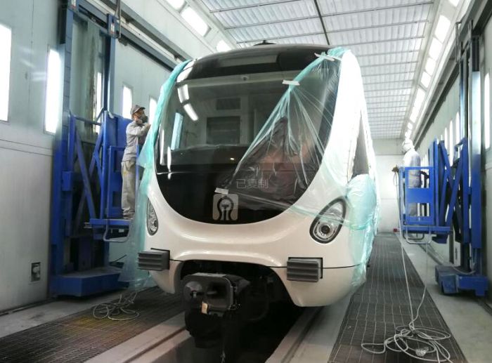 高鐵，大巴